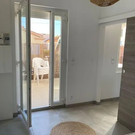 Apartment T2 Centre A 400m De La